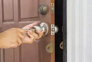 General Locksmith Store Indianapolis, IN 317-810-0929 - emergency-locksmith-opening
